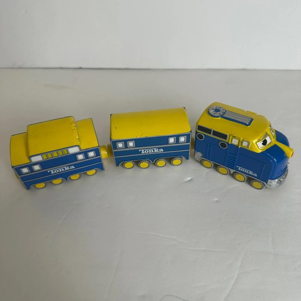 Chuggington Brewster Tonka Train Set 2009 Engine Coach Caboose Chugger Trains